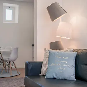 Brand New Downtown Apartment Lissabon