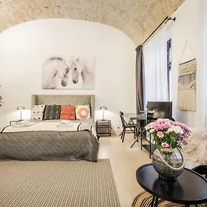 Urban Stable Luxury Apartment Budapest